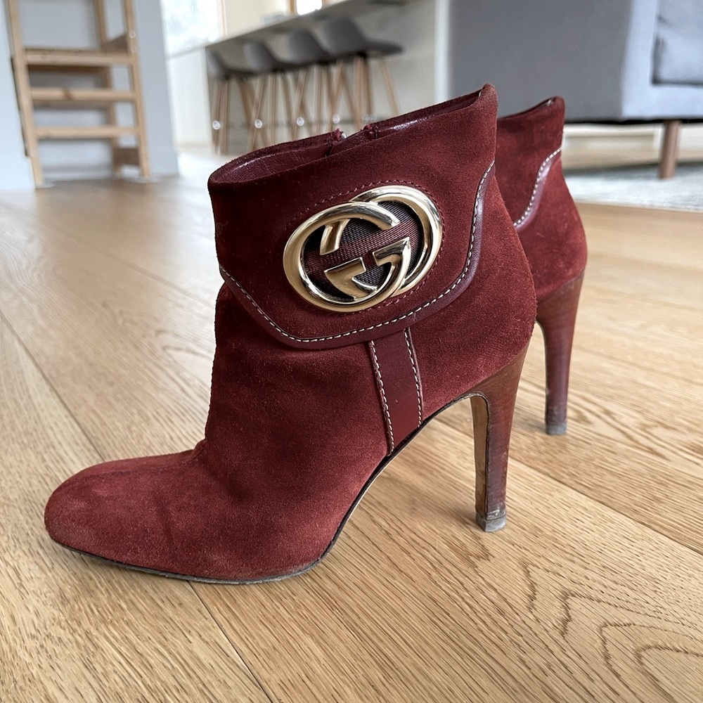 Vintage Gucci Suede Ankle Boots Size 35